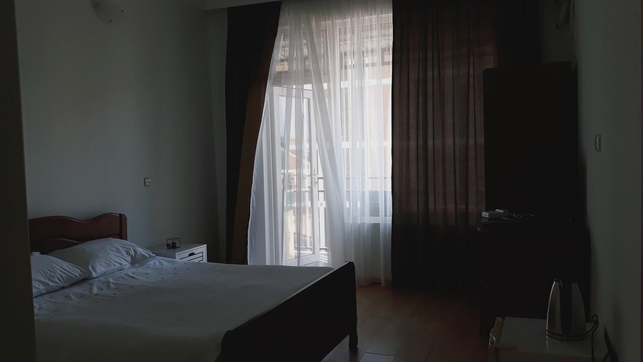 Green Hotel Kvariati Exterior photo