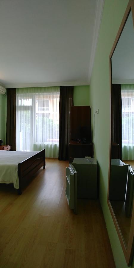 Green Hotel Kvariati Exterior photo